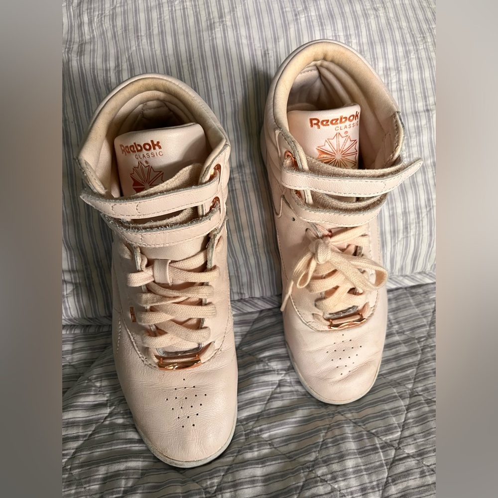 Reebok Women's Cream High-Top Sneakers